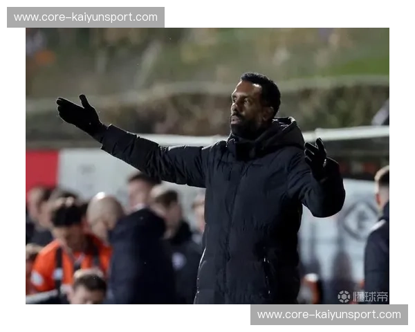 凯尔特人vs哈茨：绿茵场上的红色闪电与荣耀之战